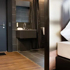 Hotel Nhi